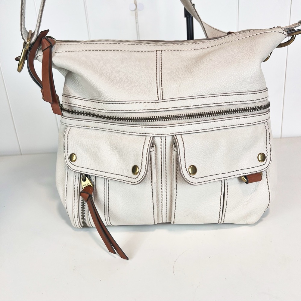 Vintage Fossil Crossbody White Textured Leather Multi Pocket Adjustable Strap - Picture 2 of 15